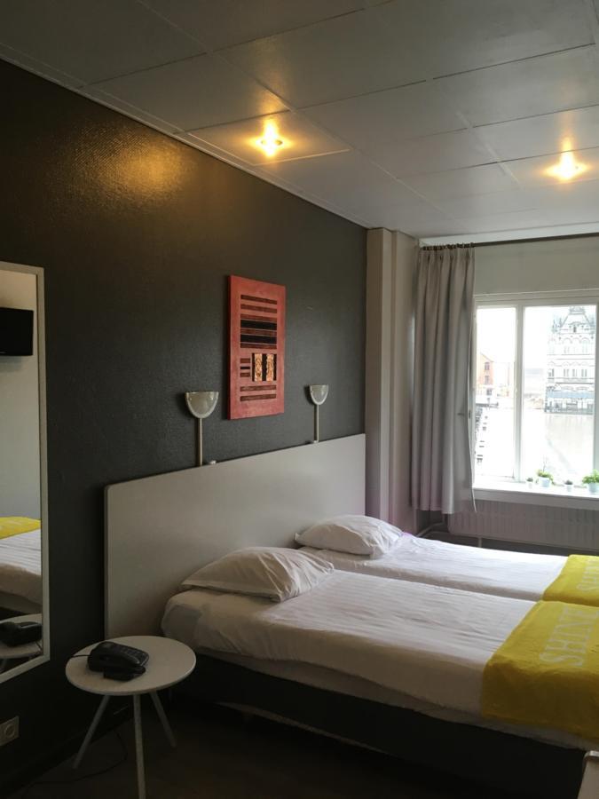 Terminus Hotel Тюрнхаут Екстериор снимка